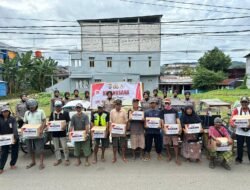 Polwan Polda Sulbar Gelar Aksi Sosial Sambangi Panti Asuhan dan Tukang Becak