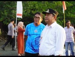 HUT RI Ke-79, Pj . Gubernur Sulbar Bersama DKP Sulbar Kembali Melepas Ribuan Bibit Kepiting Bakau .