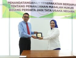 DPRD Sulbar Dan Kejati Tekan MOU Terkait Penanganan Masalah Hukum Bidang Perdata dan Tata Usaha Negara