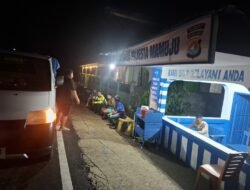 Sebagai Bentuk Kepedulian KePada Pengendara jalan, Satuan SatLantas Polresta Mamuju Sediakan Kopi Panas Dan Air Minum Geratis Di Pos Pati’di