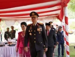 Kapolda Sulbar bersama Ketua Bhayangkari Hadiri Upacara HUT TNI di Korem Jadi Simbol Sinergitas dan Kekompakan