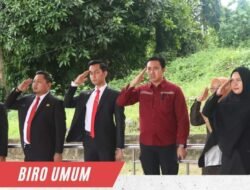 Jajaran Biro Umum Sulbar Ikuti Upacara Hari Pahlawan di Tribun Merah Putih