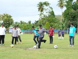 Hadiri Pembukaan Sepak Bola MWR Cup 4 di Sumare Mamuju, Pj Bahtiar: Kita Akan Laksanakan Gubernur Cup