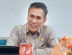 Anggota DPRD Sulbar Usman Suhuriah Apresiasi Program Sedekah Sampah di Polman